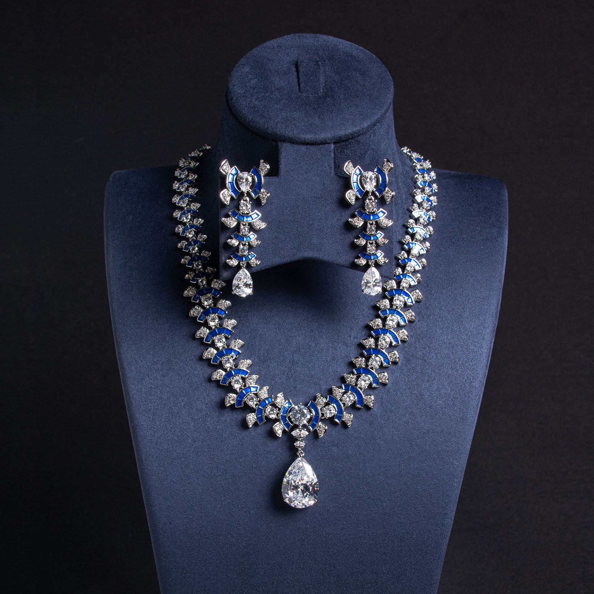 Picture of European and American Cross-border High-set Jewelry Necklace Earrings Ring Bracelet Four-piece Banquet Luxury All-match Jewelry for Women