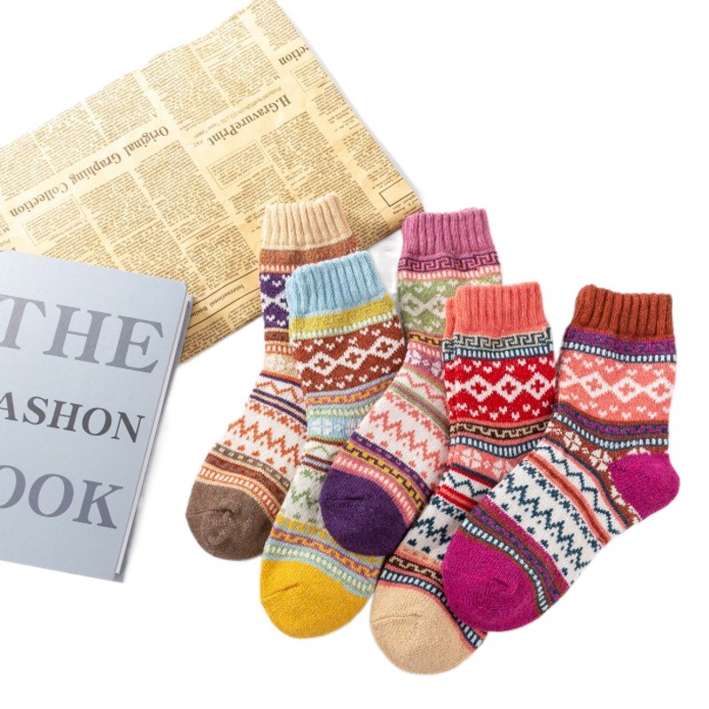 Autumn and winter New thick warm ladies rabbit wool socks literary ethnic cashmere socks women manufacturers wholesale
