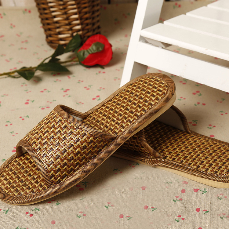 Picture of Natural color bamboo and rattan sandals and slippers rattan sweat-absorbent slippers spring and summer breathable slippers home indoor slippers for men