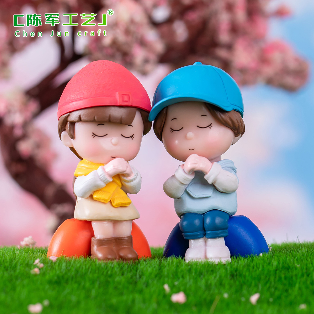 Picture of Micro landscape creative wish couple boys and girls doll hand-made blind boxed jewelry accessories car desktop small ornaments
