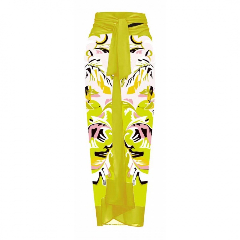 Picture of 2024 Amazon AliExpress one-piece swimsuit 3D big flower decoration sexy Peco Peco print swimsuit suit women