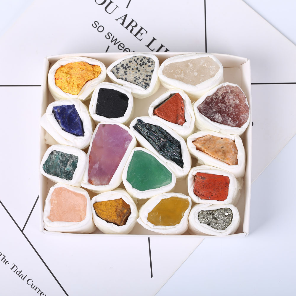 Picture of Wholesale cross-border Amazon hot crystal stone ore specimen box crystal crafts ornaments mineral specimens