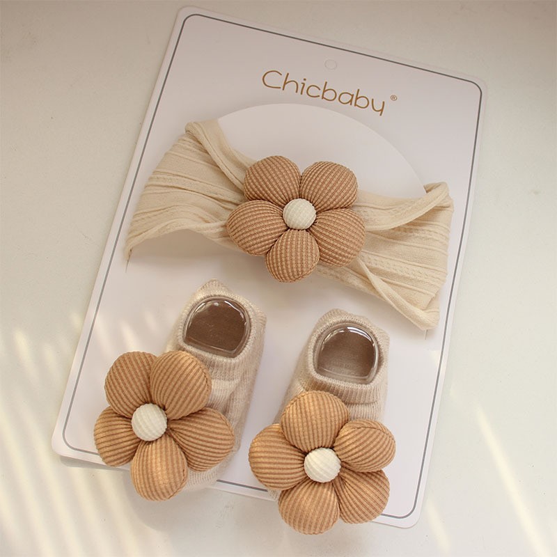 Picture of Cross-border Cute Flower Newborn Baby Fetal Cap Newborn Baby Girl Socks Spring Autumn Summer Hat 0-12 Months