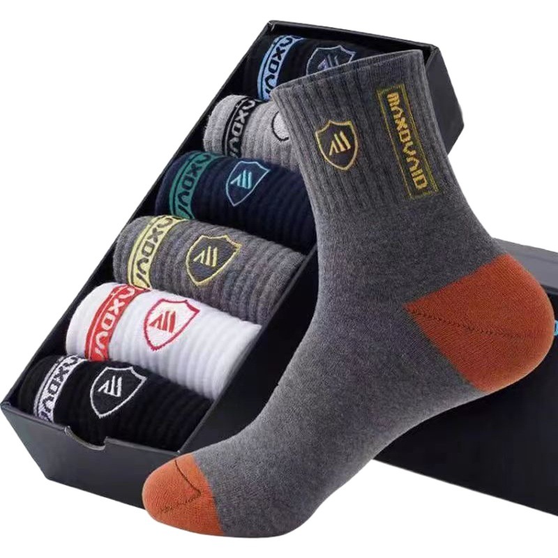 Socks men's autumn and winter men's mid-tube socks sweat-absorbent deodorant sports socks fashionable breathable warm socks business men's stockings