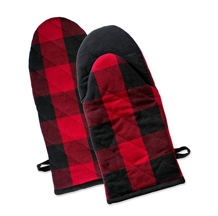 Picture of Amazon Household Oven Microwave Oven Anti-scald Gloves High Temperature Cotton Plaid Thickened Kitchen Baking Heat Insulation Pad