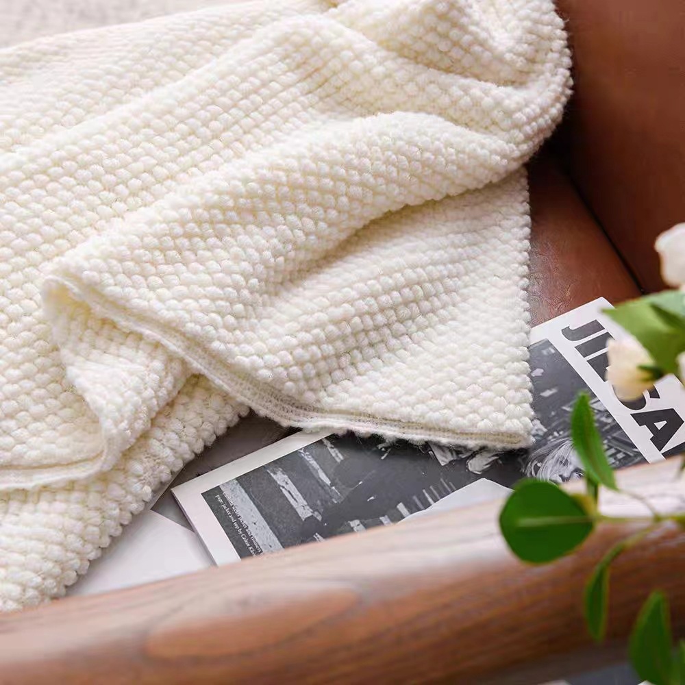 Picture of Advanced Entry Luxury Bean Blanket Autumn and Winter Travel Office Sofa Blanket Nap Shawl Warm Solid Color Aviation Blanket