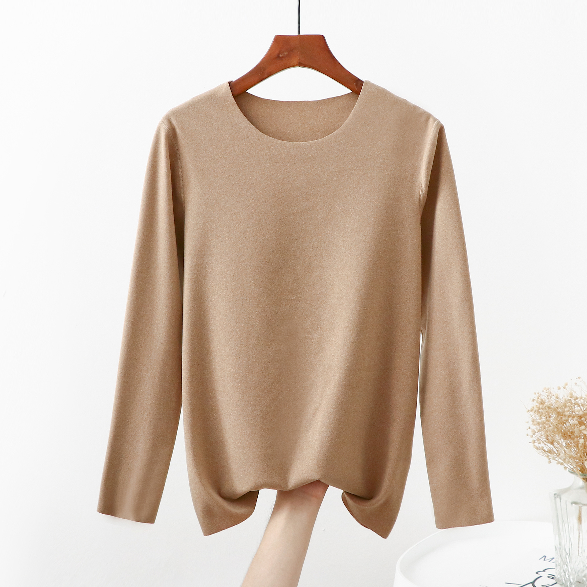 Picture of Add fat to increase the size of fat MM200 kg seamless velvet crew neck bottoming shirt long sleeve thermal underwear jacket women's autumn clothing