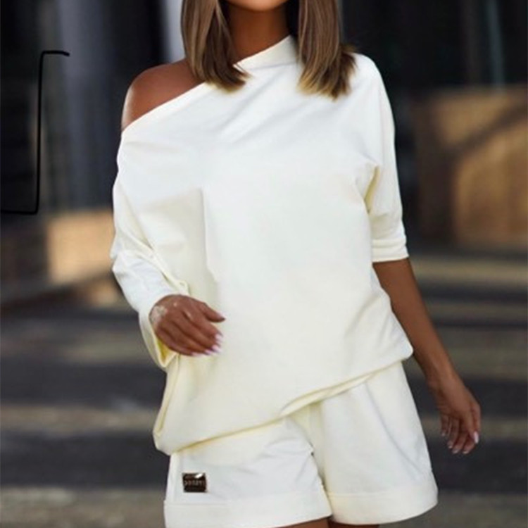 Picture of Amazon Foreign Trade Women's Fashion Sweatshirt Suit One-character Collar Shoulder Loose Two-piece 2022 New