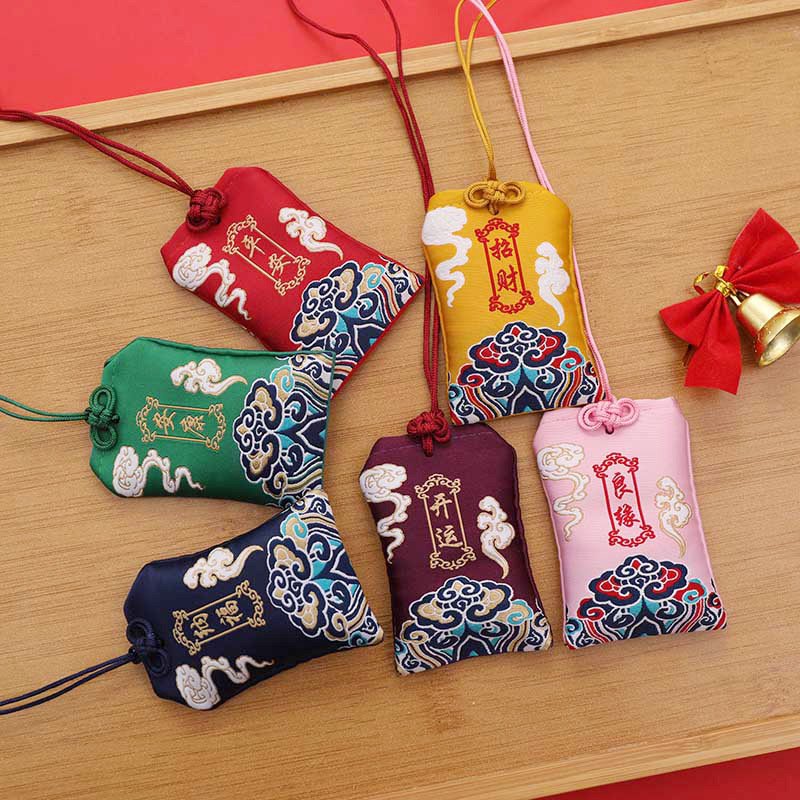Picture of Wholesale Hanging Neck Chinese Embroidery Prayer Bag Small Purse Brocade Sachet Amulet Lucky Bag Guard Sachet Empty Bag