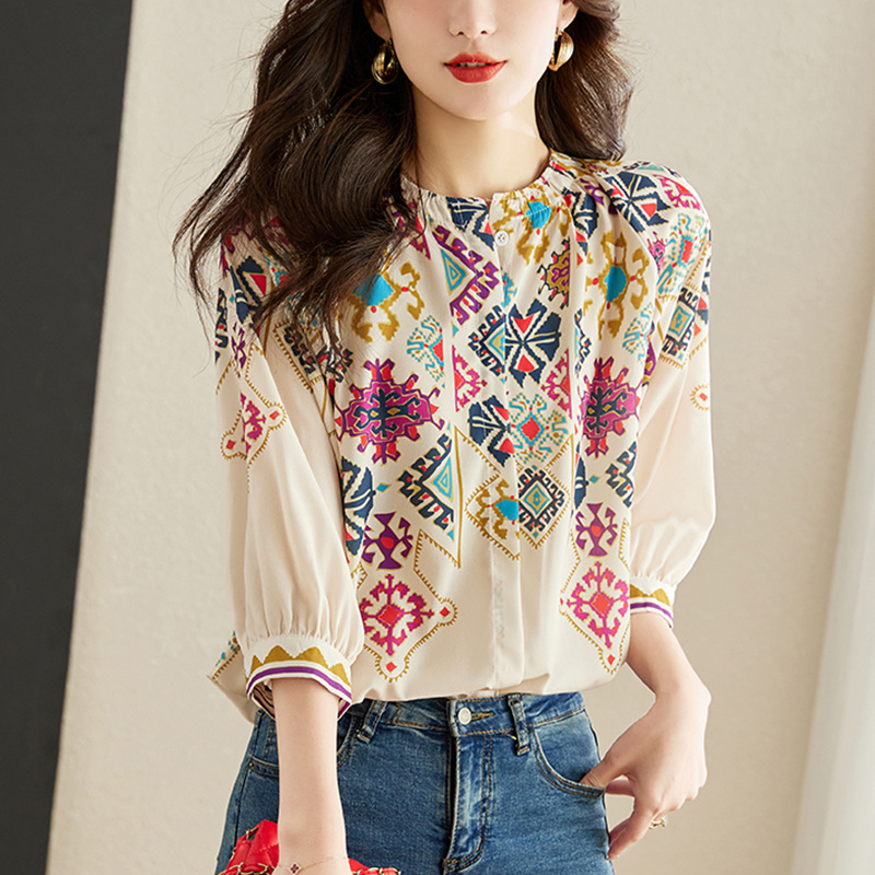 Picture of 2024 Chiffon Shirt Women's Three-Quarter Sleeve Summer 2023 New Shirt Design Niche Feminine Belly-Covering Top