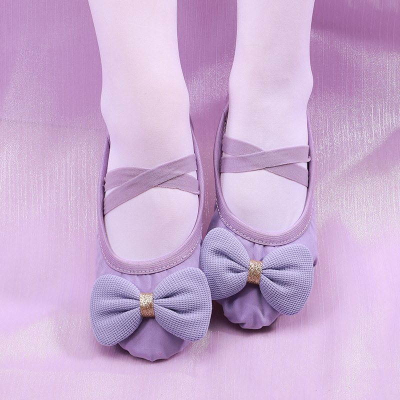 New Bow Dance Shoes Girls Ballet Body Dance Shoes Japanese Style Cute Stage Performance Soft Sole 8038
