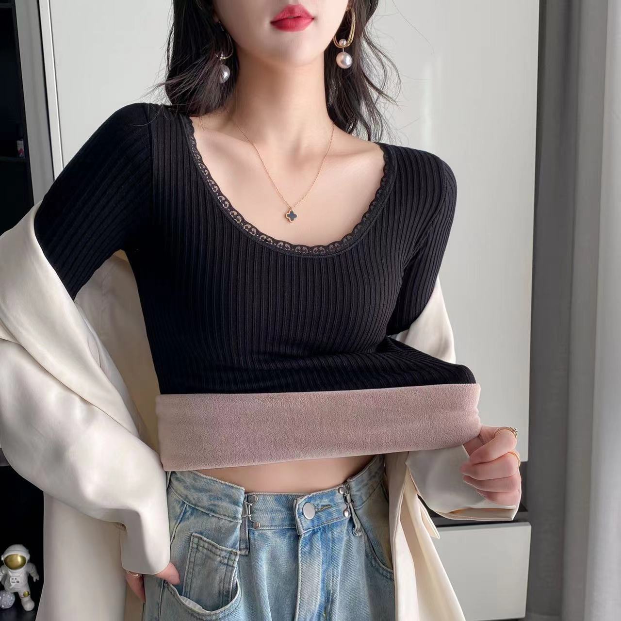 Lamb Wool Warm Top for Women in Winter New Style Fleece-Lined and Thickeneded Inner Autumn Clothing Elastic Slim Bottoming Shirt Intimates Trbottomy