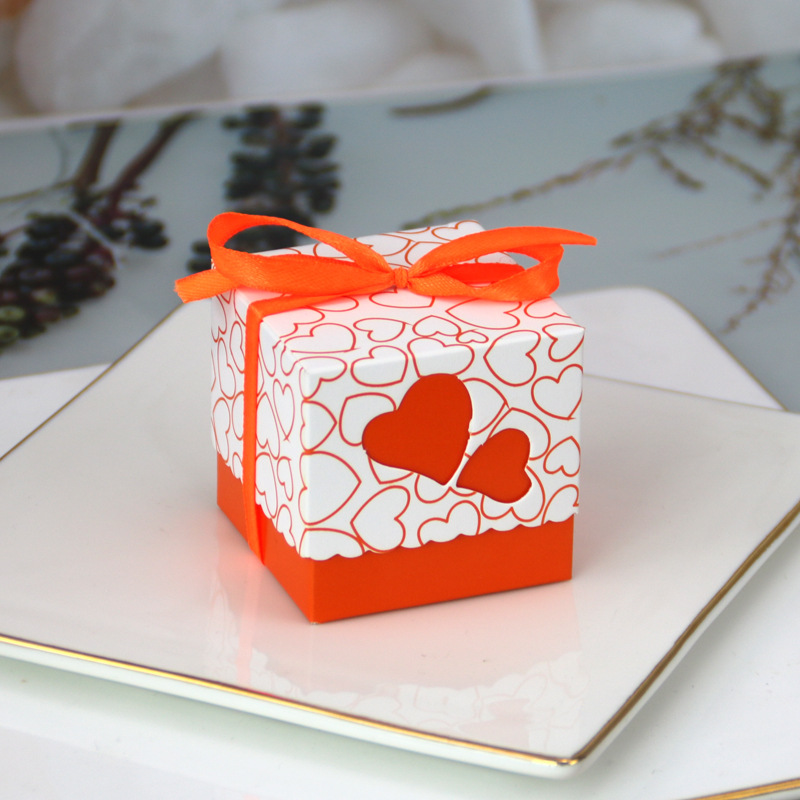 Picture of Cross-border new wedding double heart hollow candy box peach heart candy carton baby one-year-old packaging gift box wholesale