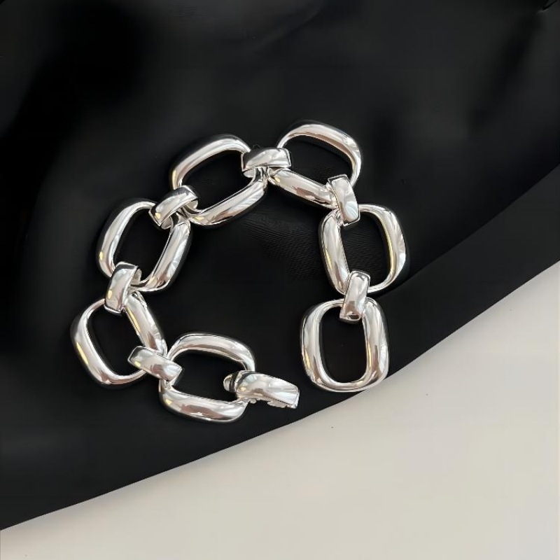 Picture of Geometric Square Hollow Heavy Industry Bracelet Women's Personality Trendy Fashion All-match High-end Sense S925 Silver Chain Elegant Bracelet