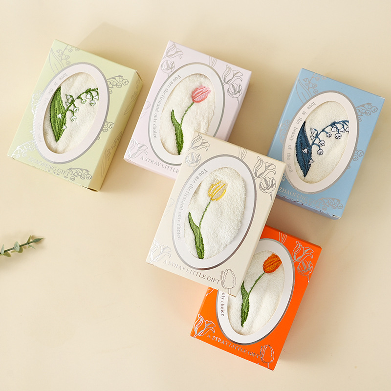 Picture of Souvenir Towels for Bridesmaids, Floral Embroidery, Baby Full-Month Gifts, Small Return Gifts, Women's Day Small Gift Designs
