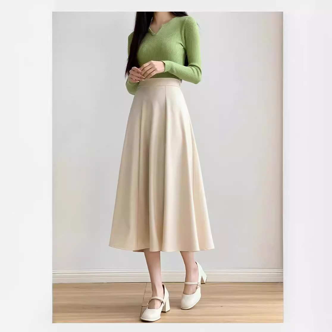 Black Pleated Skirt Women's Summer New Style Little Hot Girl A- line Skirt High Waist Slimming Anti-glare JK Skirt