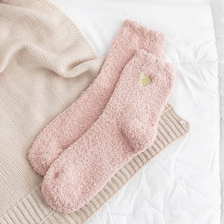 Picture of Coral Velvet Socks Autumn and Winter Heart Home Floor Socks Sleep Socks Half Velvet Women's Mid-Calf Socks Warm and Thickeneded