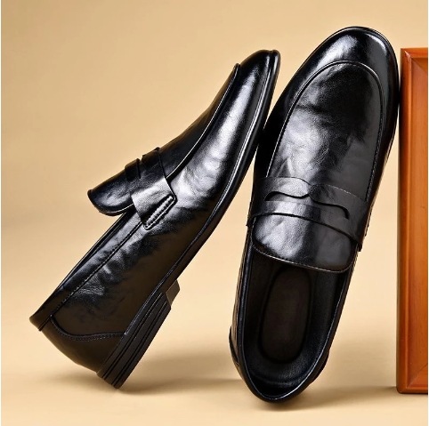 2025 Spring and Summer New Groom Men's Business Dress Leather Shoes Men's Soft Leather Soft Noodles Lazy Foot Shoes