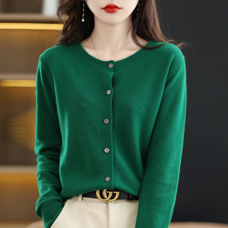 Picture of 2025 new knitted cardigan early spring crew neck sweater women's long sleeve solid color Joker coat women's clothing a generation of hair