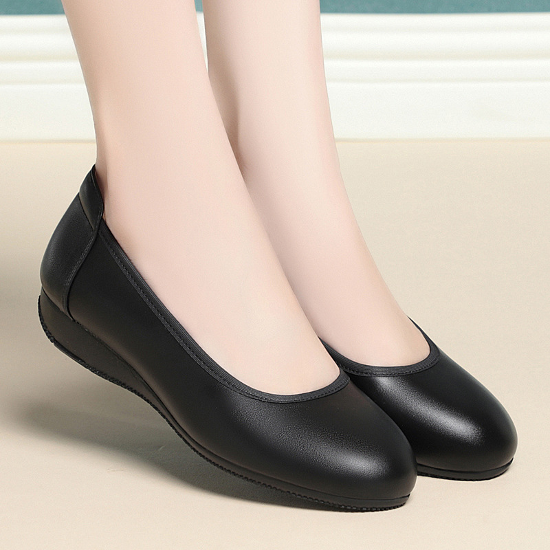 Round-toe Shallow Soft-soled Wedge Shoes Solid Color All-match Comfortable Soft-faced Stewardess Shoes Casual Middle-aged Mother Shoes