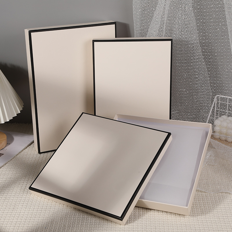 Simple Rectangular Clothing Gift Box New Scarf Gift Packaging Box for Girlfriend's Birthday Gift Box Hard Box