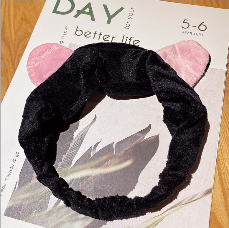 Picture of Special Headband for Face Washing for Women 2025 New Autumn and Winter Cute Bear Headband Hairband Hairpin Hair Accessory Plush Headwear
