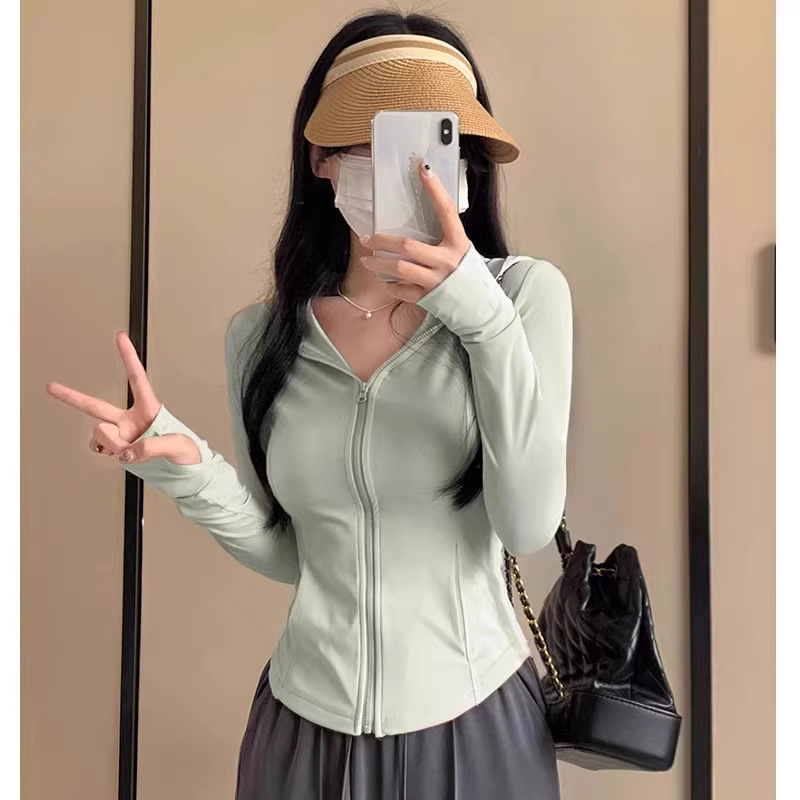 Picture of Slim-Fitting Ice-Sense Sun Protection Clothing Summer Outdoor Sun Protection Hooded Small Waist Tight Sun Protection Clothing Thin Quick-Drying Jacket