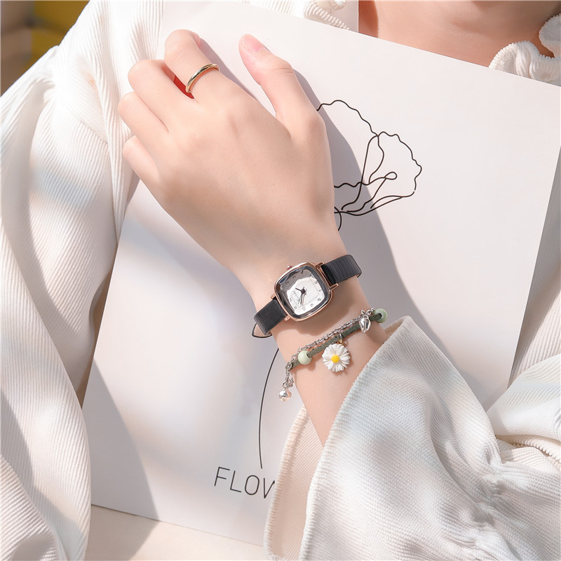 Champagne Sugar Watch Ins High-value Student Female Niche Design High-value Simple Elegant Retro Exquisite