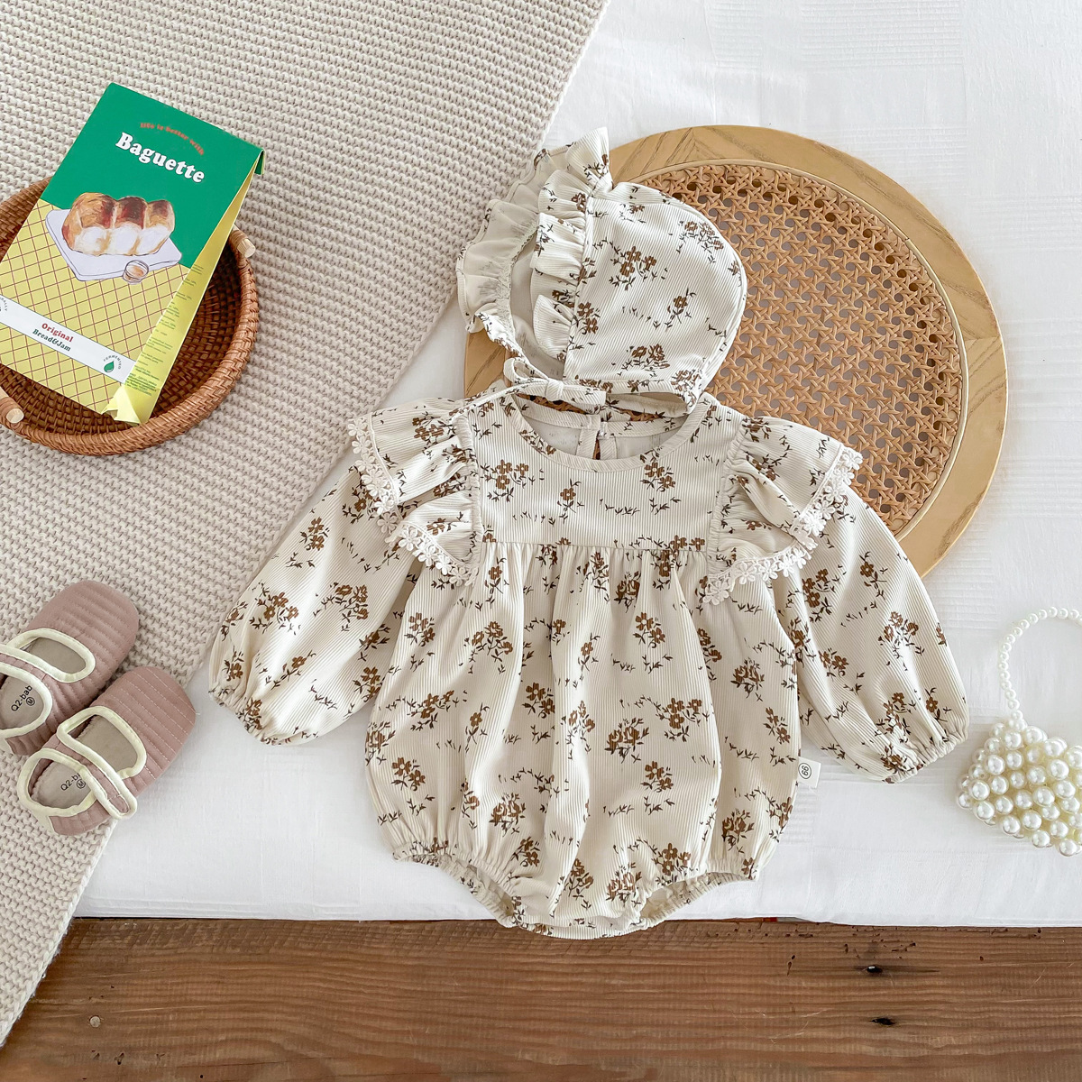 Picture of Ins Korean Infant Spring & Fall Long-Sleeved Harem Baby Girl Corduroy Round Neck Floral Print Cute Crawling Suit with Hood