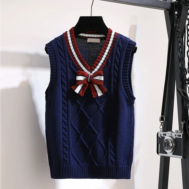Picture of cuhk girls spring and autumn new fashion V-neck pullover vest girls western style academic style knitted vest