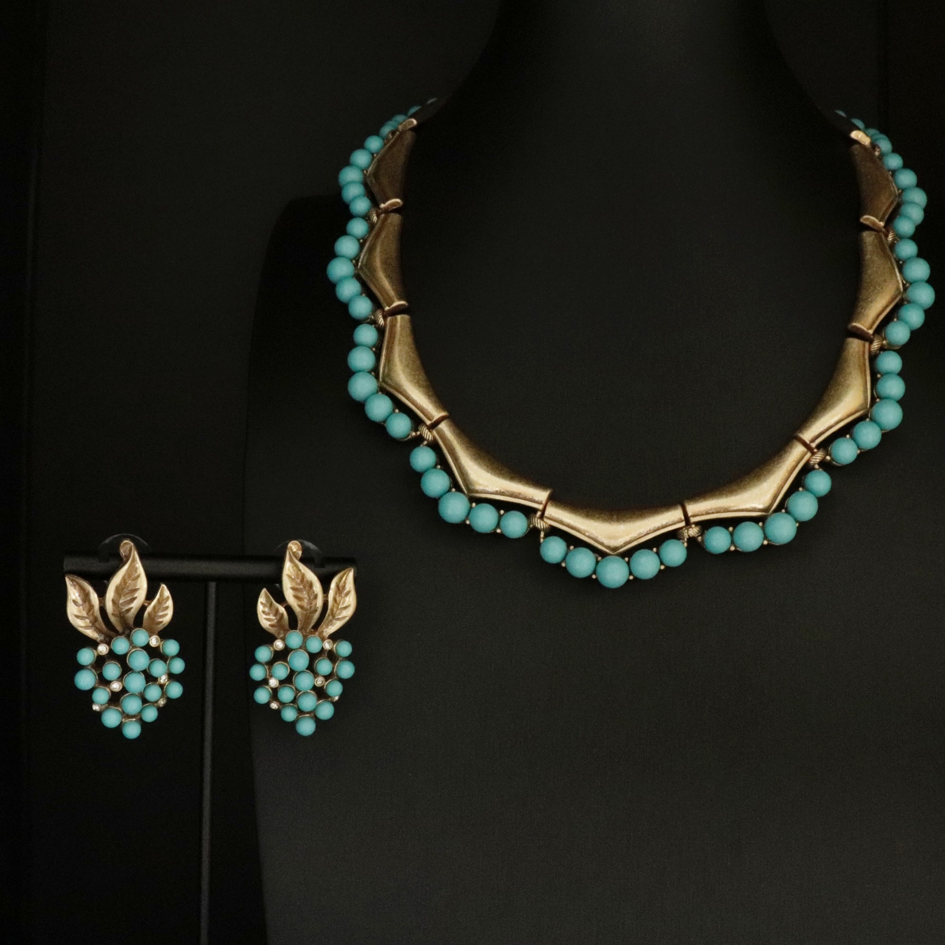 Fashion Joker Design Sense Turquoise Leaf Earrings suit Old Crafts Temperament Necklace