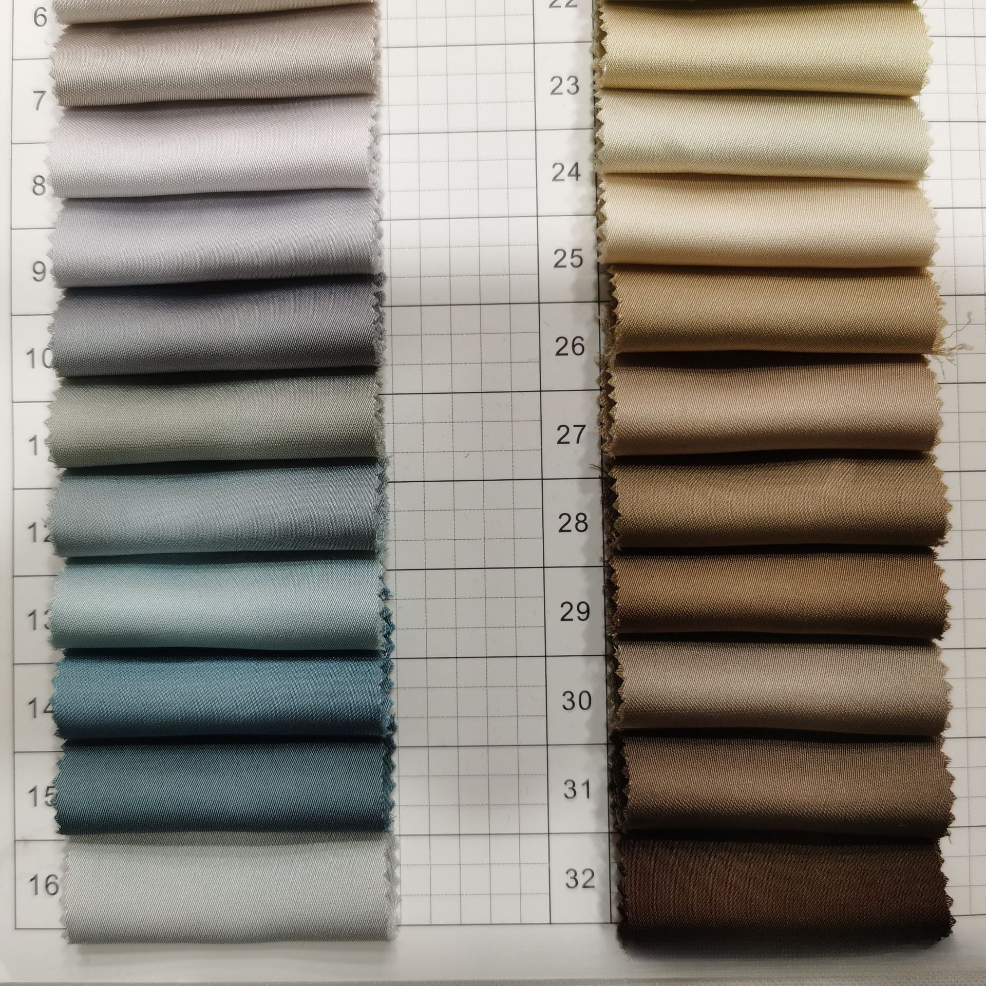 Picture of In-Stock Supply of Acetate Double-Sided Satin 185g Fabric Polyester Fiber Dress Hanfu Fashion Dyed Fashion Fabric