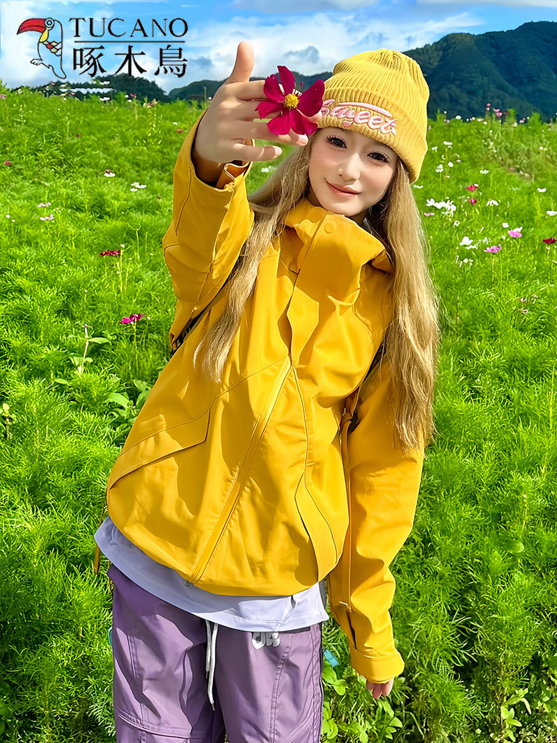 Woodpecker yellow jacket for women, 2025 new spring and autumn outdoor windproof and waterproof mountain climbing outfit, super good-looking jacket