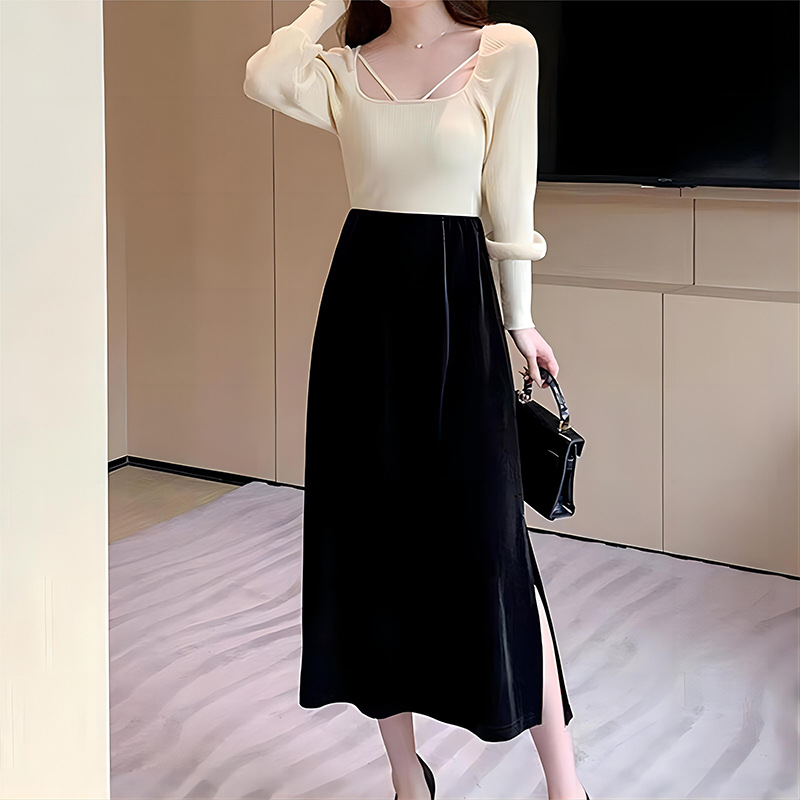 Picture of Velvet Skirt Side Open Back Split Skirt Women's Thickened Autumn and Winter 2024 New Mid-length High Waist Black Straight Skirt