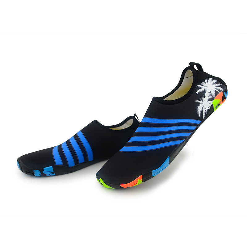 Picture of Cross-Border Wholesale Spot Swimming River Tracing Shoes Water Shoes Outdoor Couple Surfing Wading Beach Shoes for Men and Women