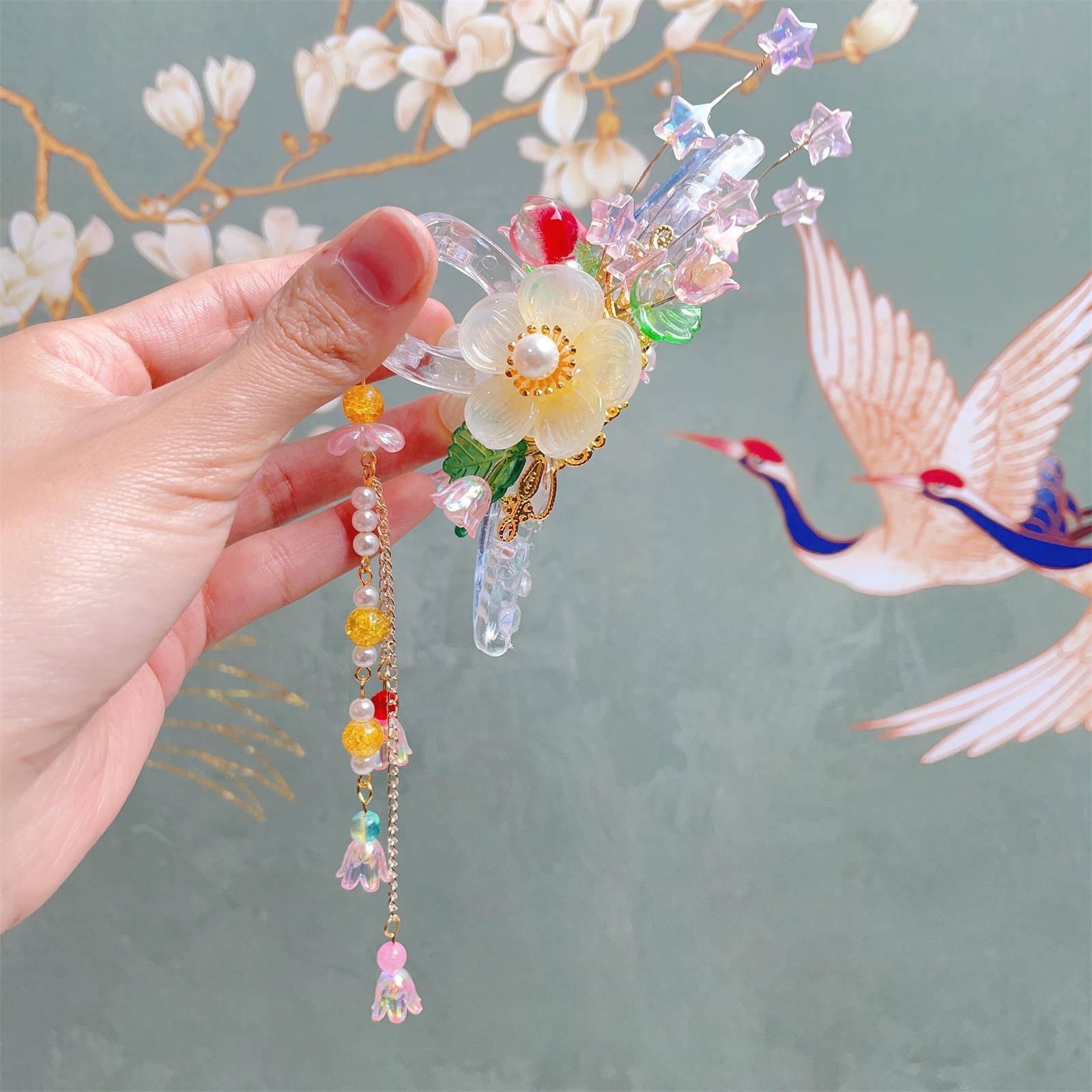 Picture of Ancient Style Hair Accessories for Children, Hanfu Hair Ornaments for Girls, Back-Of-Head Claw Clips, Chinese Style Pendant Hairpins, Butterfly