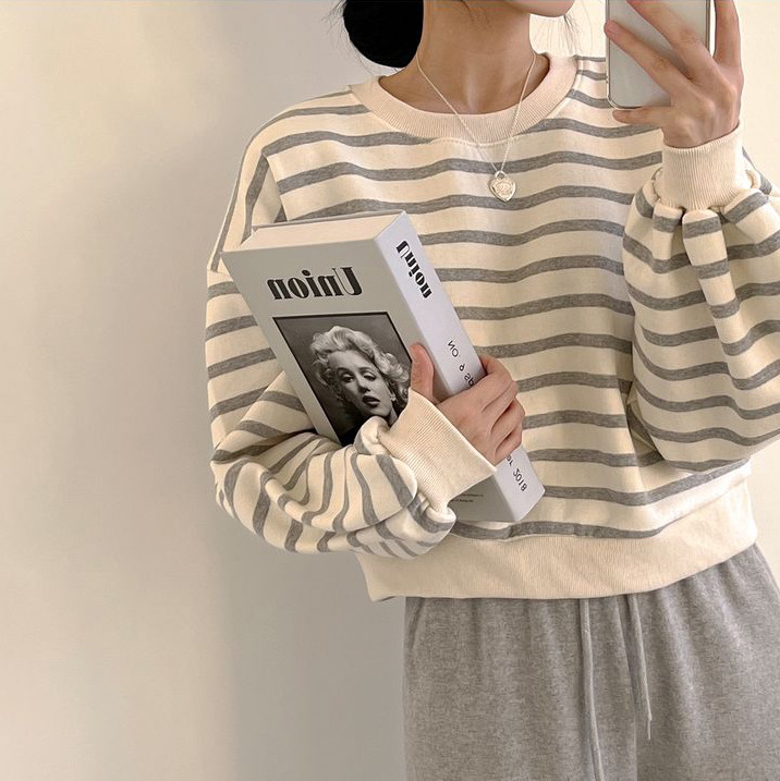 Picture of 3 Color Striped Sweater Women's 2023 New Short Women's Loose Autumn and Winter Thickened Fleece-Lined Top Thin Korean Style