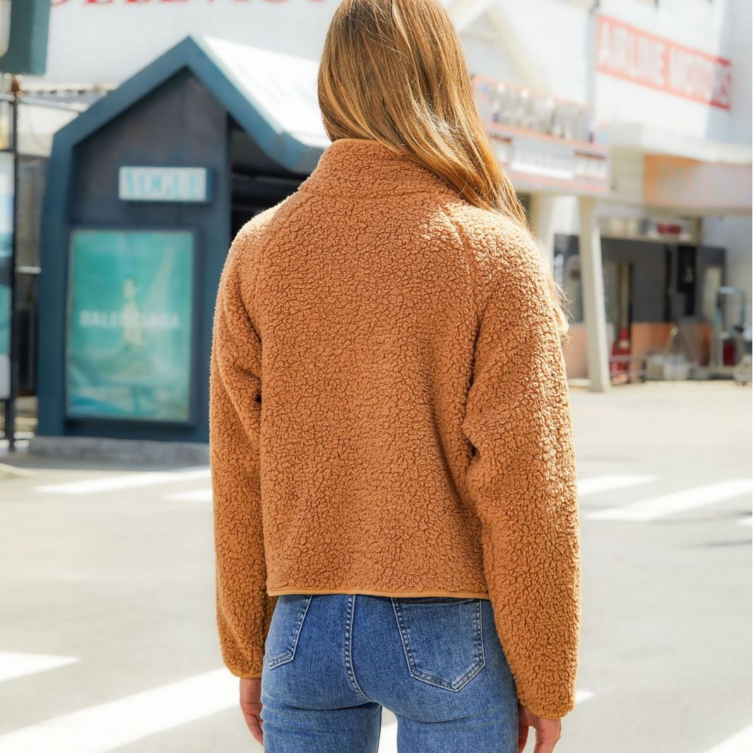 Picture of Flash velvet 2023 new autumn and winter women's cross-border Amazon cardigan zipper long sleeve plush stitching European and American coat women