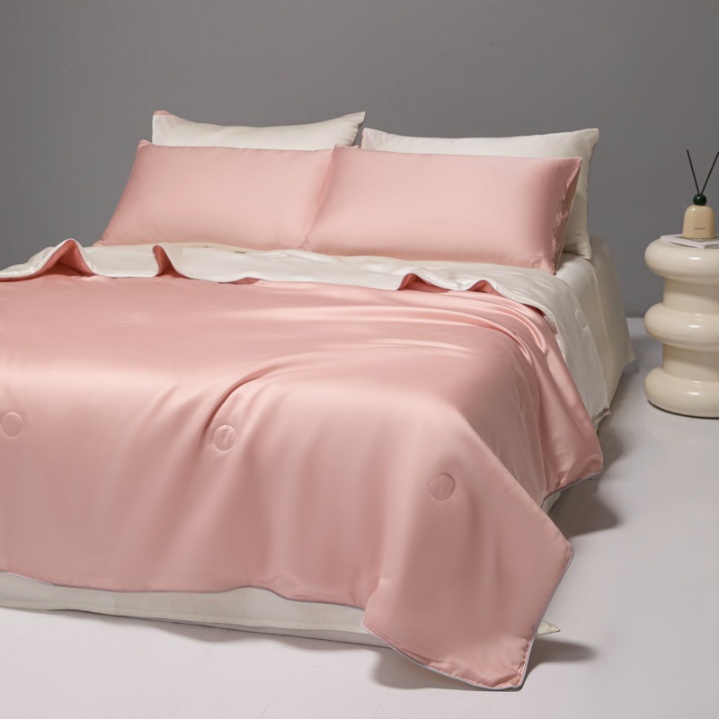 Picture of Class A cool feeling ice silk air conditioning quilt summer cool quilt four-piece summer single silk summer thin quilt machine washable