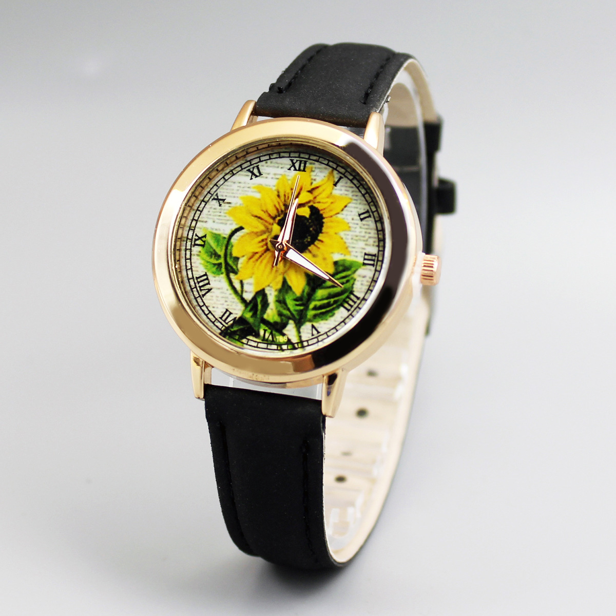 Unmarked New Vintage Women's Arabic Numeral Leather Strap Quartz Sunflower Watch, Antique Style, Popular and Trendy