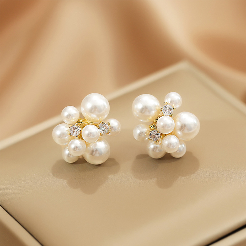 S925 Silver Needle Commuter All-match Pearl Flower Ball Earrings French Entry Luxury Rhinestone Earrings High-end Elegant Earrings for Women