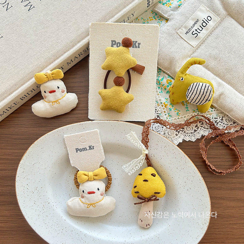 New Korean cartoon cute three-dimensional cotton hair ring cute jewelry brooch children's necklace pendant all-match accessories