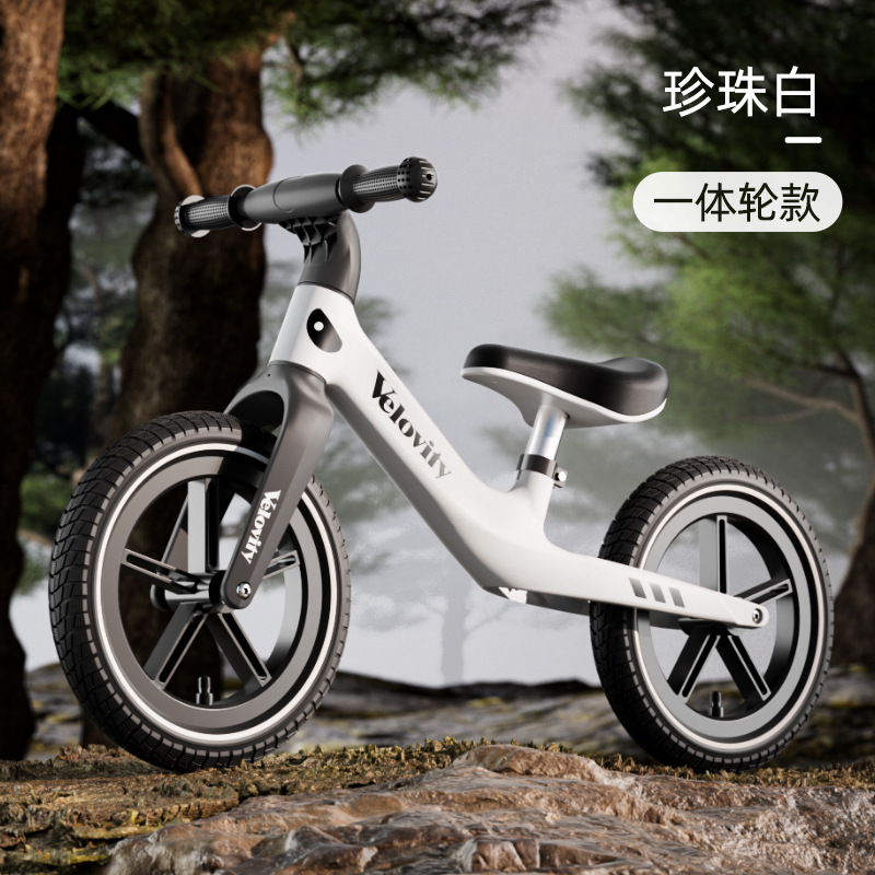 Picture of in stock wholesale children's balance bike pedless bicycle scooter 2-3-6 years old baby scooter