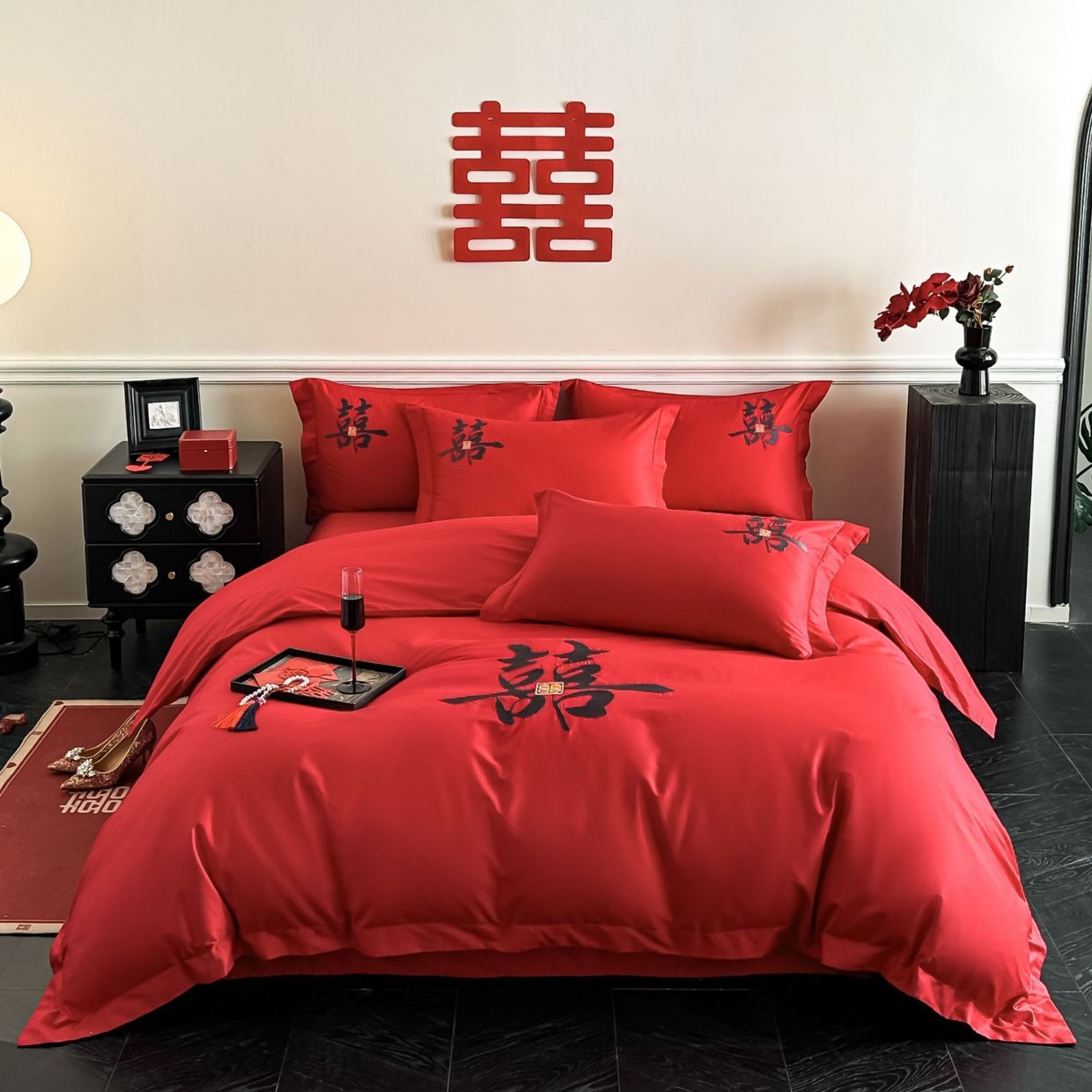 Picture of All-Cotton Wedding Four-Piece Set, Red Double Happiness Long-Staple Cotton Pure Cotton Bedding Wedding Quilt Cover, Wedding Bedding Set with Fitted Sheet