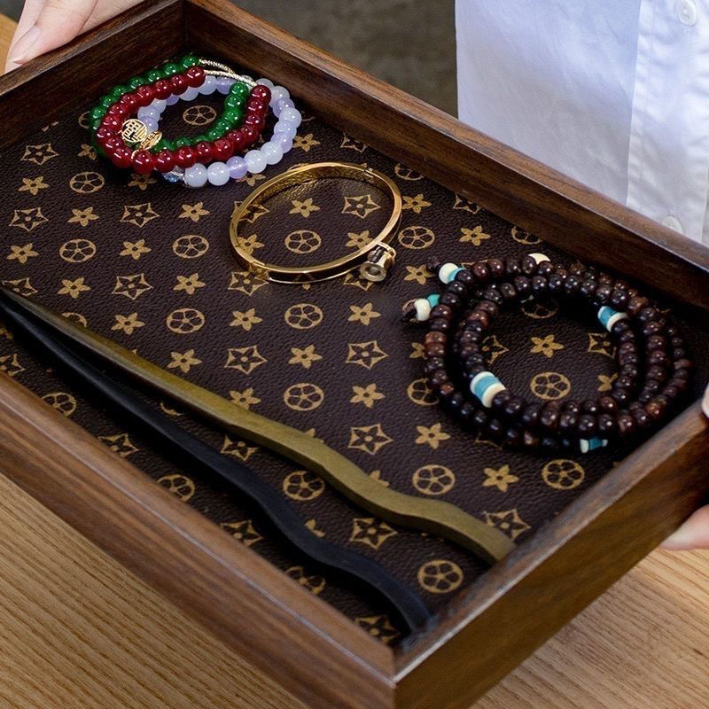 Picture of Wooden Tray Leather High-End Vintage Tea Tray Walnut Jewelry Rectangular Light Luxury Storage Tea Tray Solid Wood
