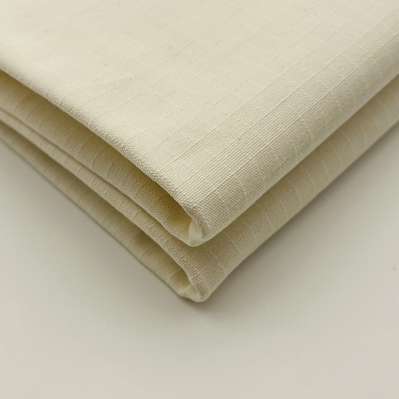 Picture of Half-Bleached Polyester-Cotton Three-Grain Plaid Fabric, Wear-Resistant Canvas for Clothing and Bags, High-Density Polyester-Cotton Plain Fabric Wholesale