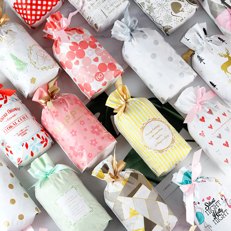 Snowflake crisp drawstring packing bag Christmas gift drawstring bag nougat milk jujube packing bag Christmas tree candy bag