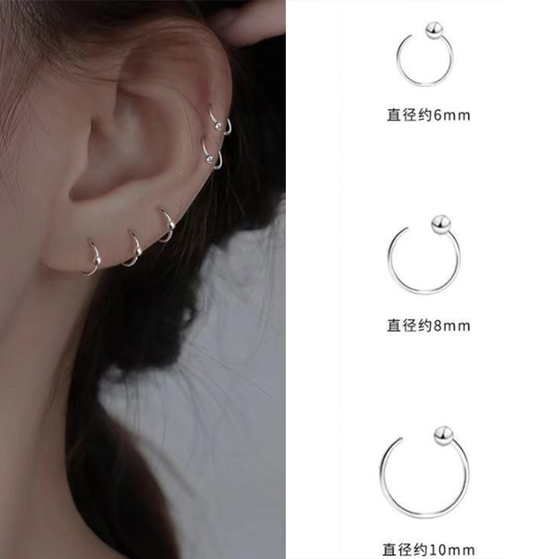 Picture of Fashionable and Simple Round Bead Earrings, Feminine, Sweet and Cool Ear Piercing Ear Clips, Niche Design, Versatile and High-End Earrings