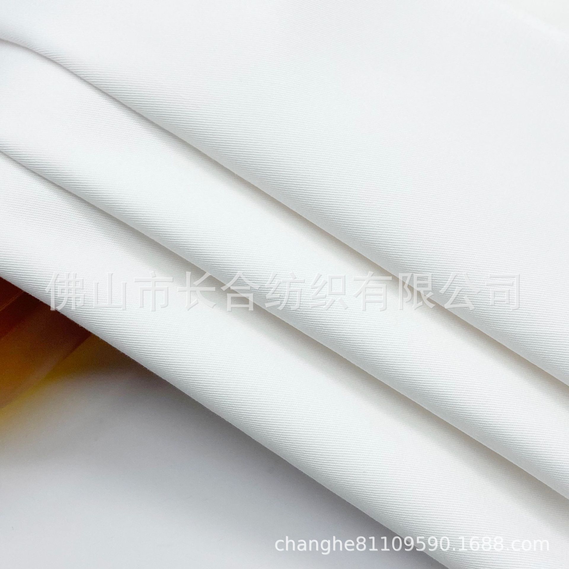 Picture of Autumn and winter school shirt CVC60 cotton 150g fine twill anti-yellow woven fabric