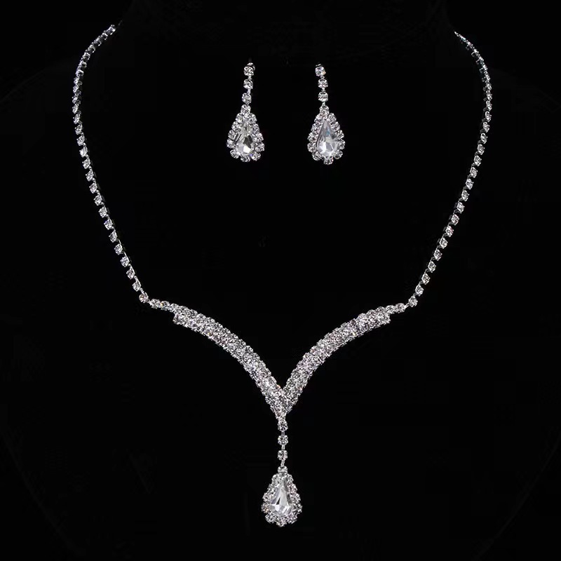 Picture of South Korea Metal Claw Chain Rhinestone Wedding Necklace Bride Necklace Ear Drop Jewelry Banquet Necklace Jewelry suit Wholesale